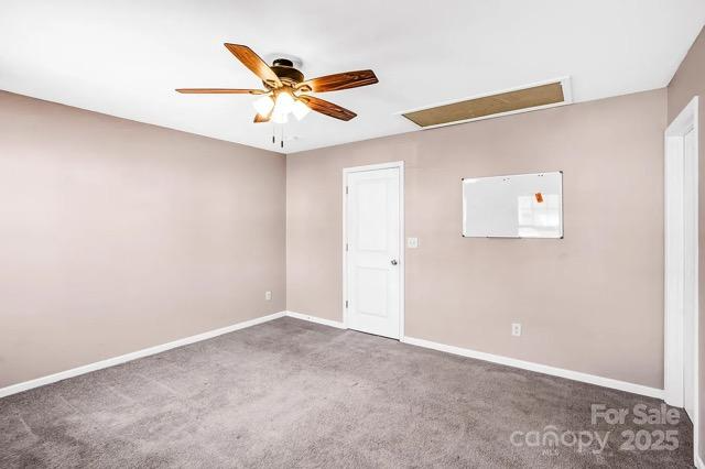 Charlotte House: 9026 Sharpes cir