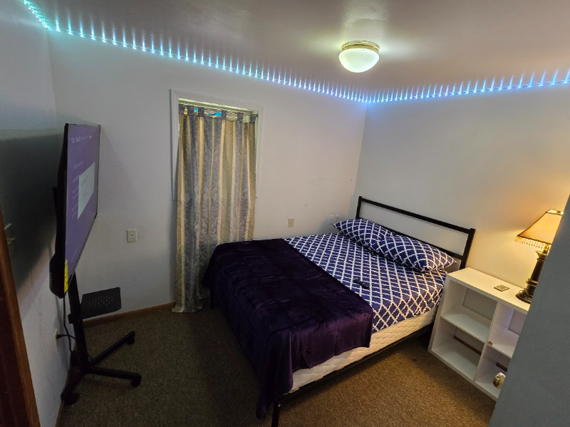 BURIEN House: 431 SW 156TH ST