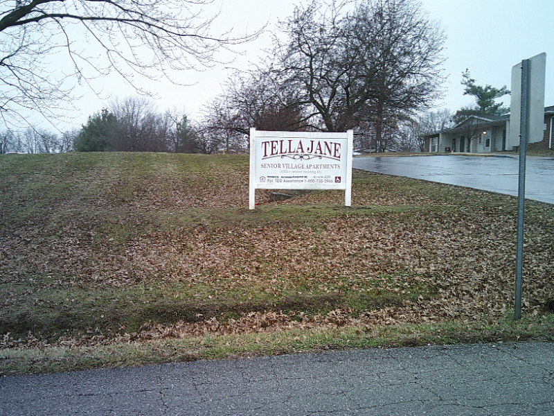 Louisiana Apartment: 400 Tella Jane Lane