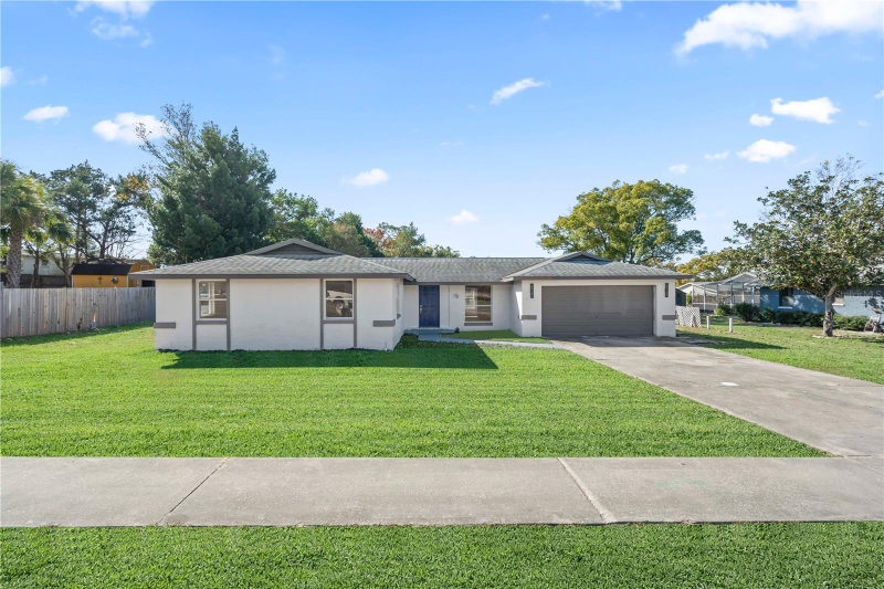 Spring Hill House: 10072 NORTHCLIFFE BLVD