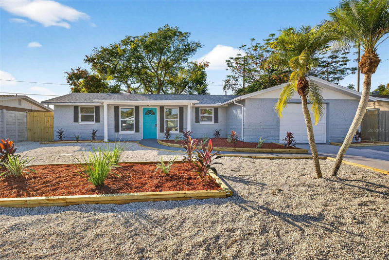Port Richey House: 10933 PREMIER AVE