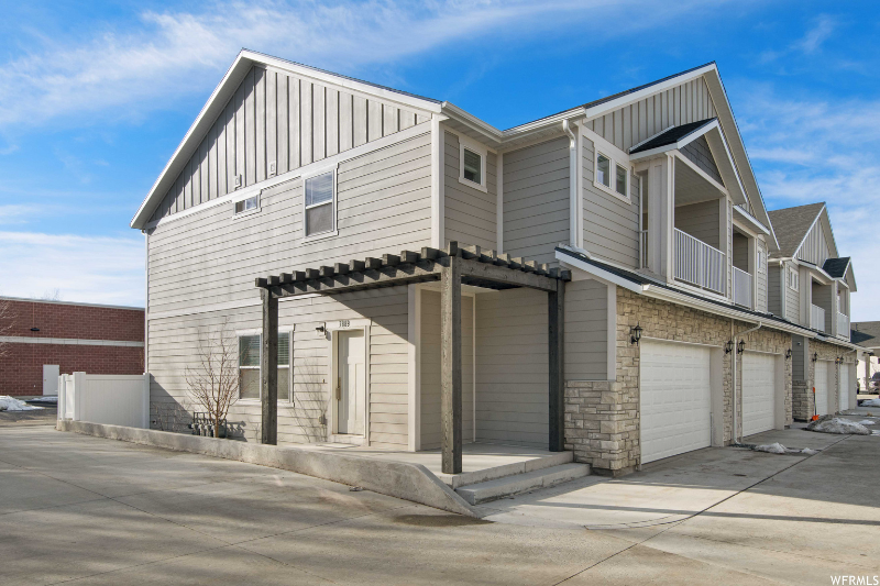 Sandy Townhome: 7869 S. 700 East