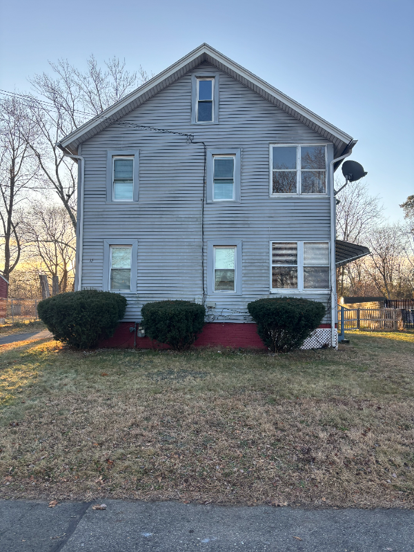 Windsor Multiplex: 15 Clubhouse rd