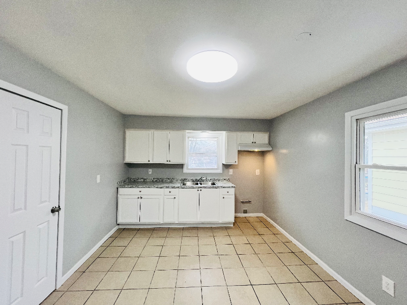 Milwaukee Townhome: 5744A N 65th st