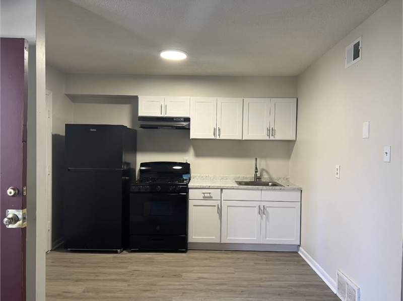 Memphis Apartment: 888 Kerr Avenue