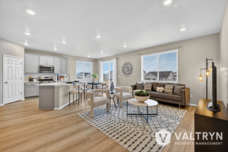 Peyton House: 13375 Valley Peak Dr