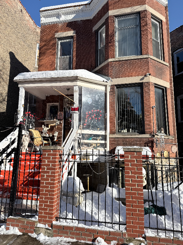 Chicago Apartment: 3643 S Hamilton Ave #3