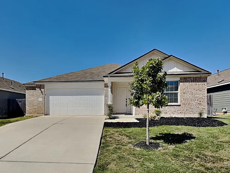 Austin House: 15080 Steinbecks Dr