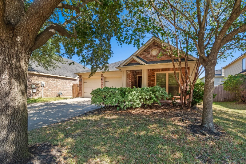 Katy House: 2943 Fair Chase Dr