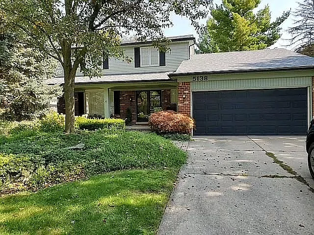 Troy House: 5138 Hale Dr