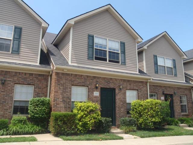 Lexington Townhome: 1115 Oatlands Park,