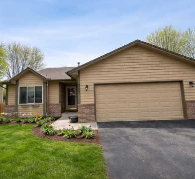 Cottage Grove House: 9287 Jareau Ave S