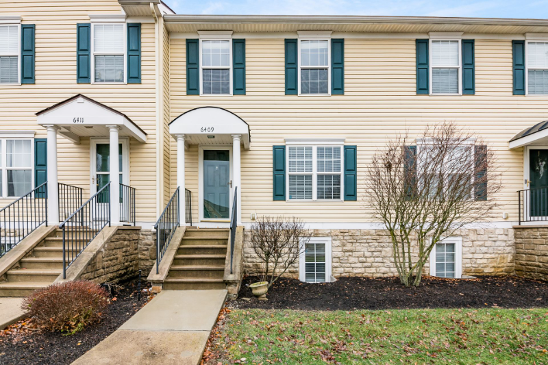 Canal Winchester Townhome: 6409 Nottinghill Trail Dr