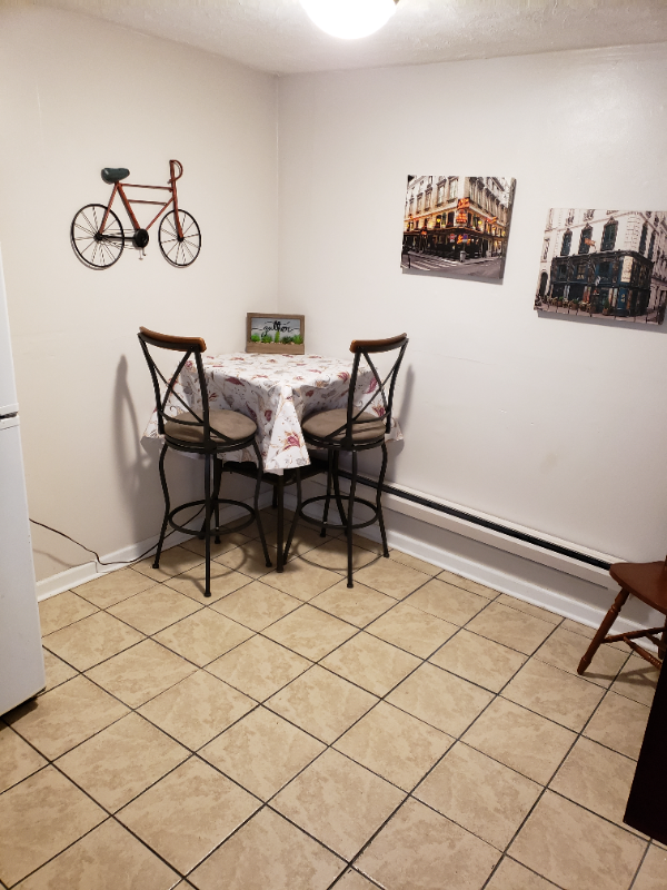 Roanoke Apartment: 346 Day Ave Southwest