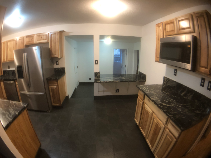 Davis House: 1405 Cypress Ln