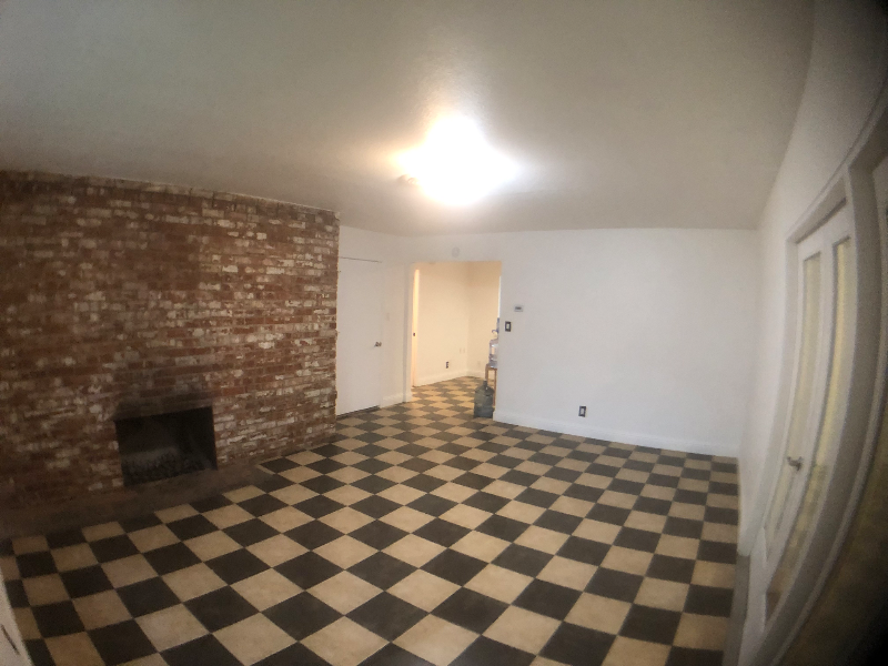 Davis House: 906 Sycamore Ln