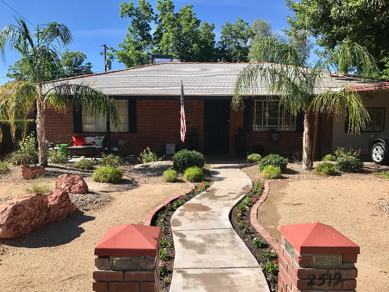Phoenix House: 2519 E Montecito Ave