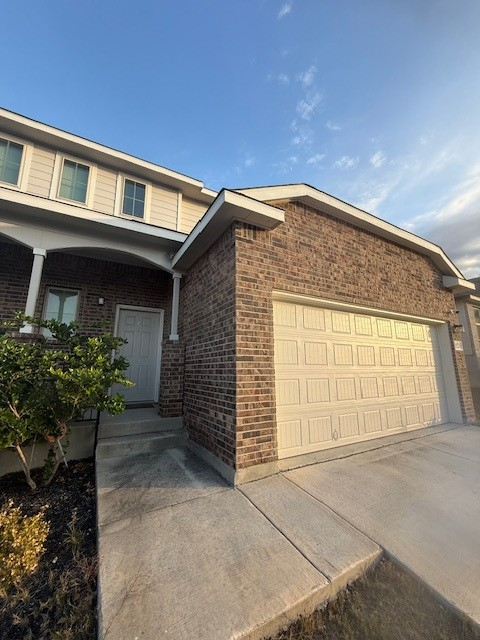 San Antonio House: 15235 Selene View