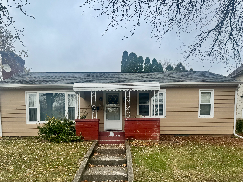 Fremont House: 322 S Wood St