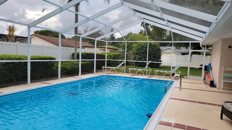 Seminole Apartment: 11619 80th St