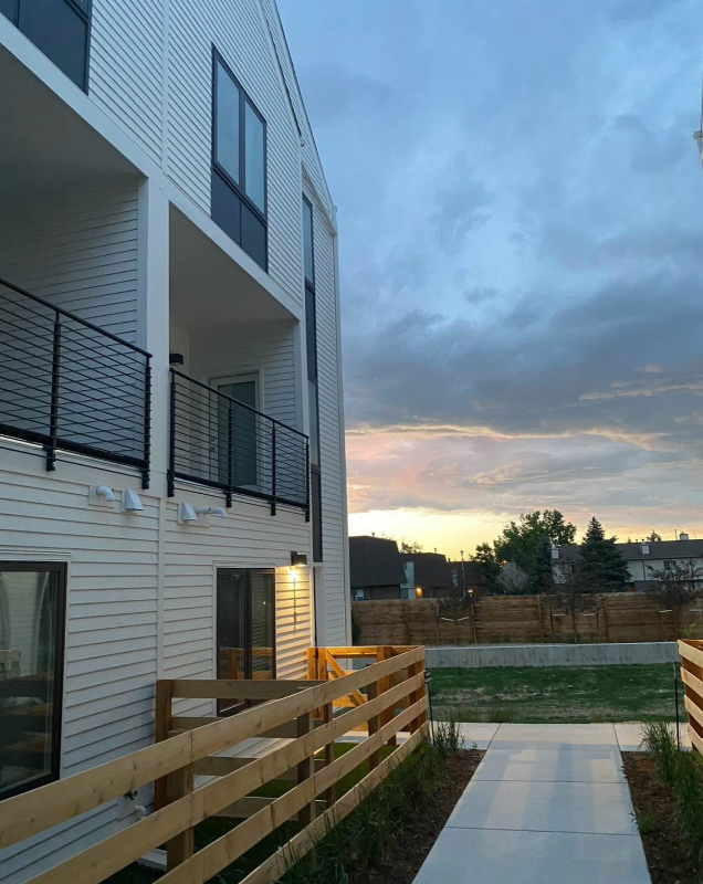 Lakewood Townhome: 1173 S Reed St,