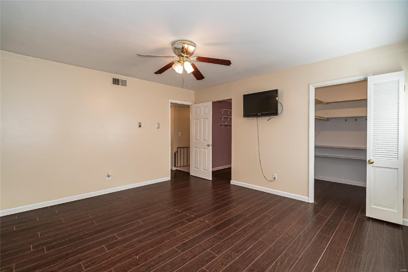 Saint Louis Townhome: 10138 Sakura Drive