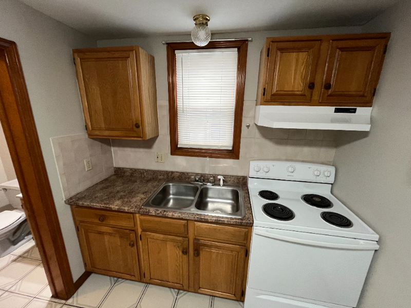 Central Falls Apartment: 28 Clay Street