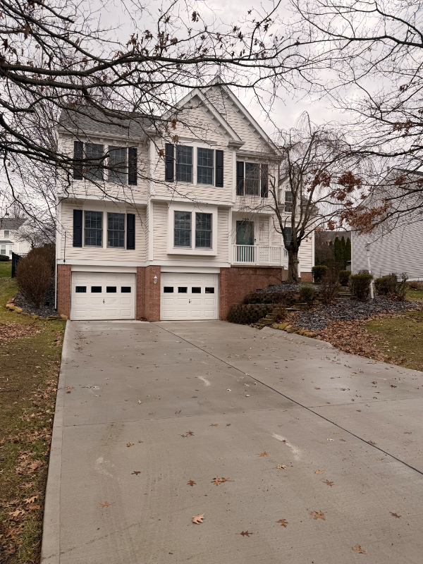 Canonsburg House: 509 Bluegrass Dr