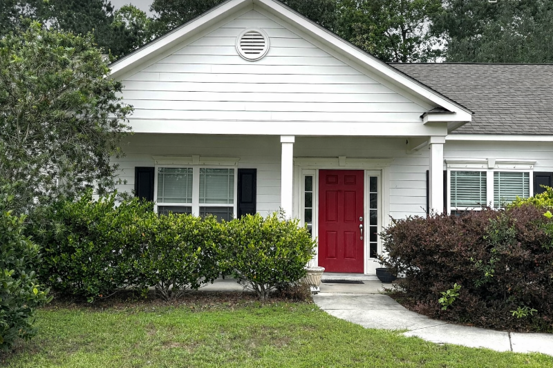 Bluffton House: 10 Wyndham Dr,