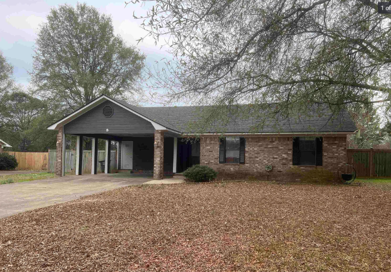 Conway House: 8 Bridgestone Drive