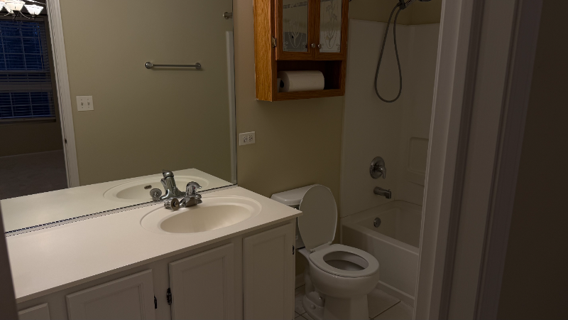 Aurora Townhome: 611 Conservatory Ln,