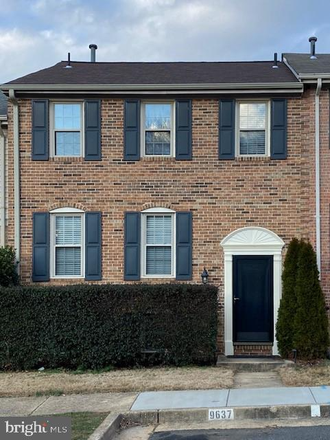 Fairfax Townhome: 9637 Lindenbrook St,