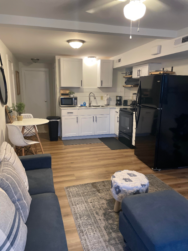 Waynesboro Apartment: 600 E. Main St.