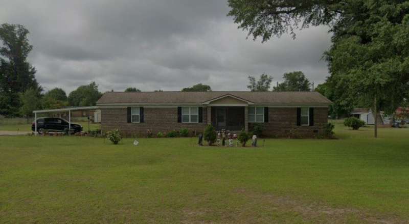 Albany House: 3610 Parr Rd