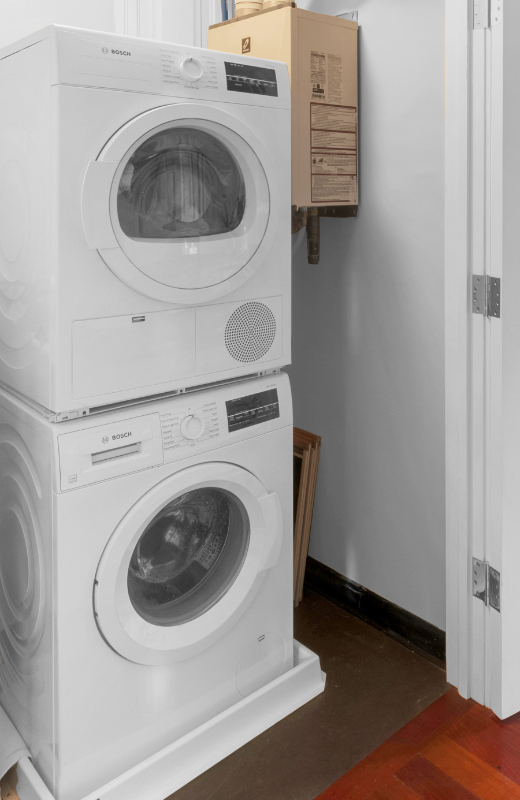 Flemington Apartment: 123 Main St