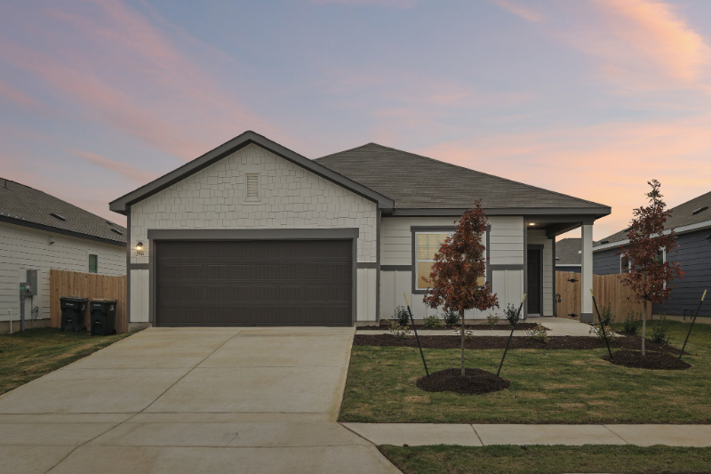 San Marcos House: 1309 Morris Loop