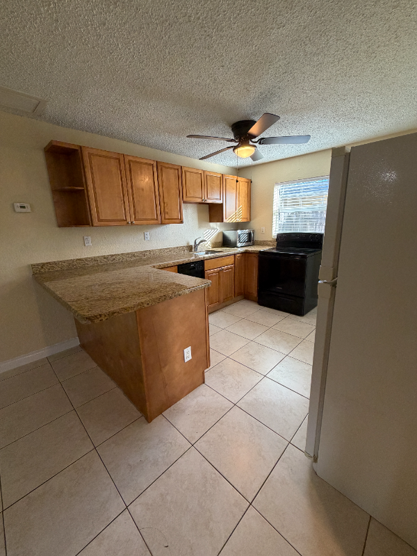 FORT LAUDERDALE Apartment: 700 SW 15th Avenue