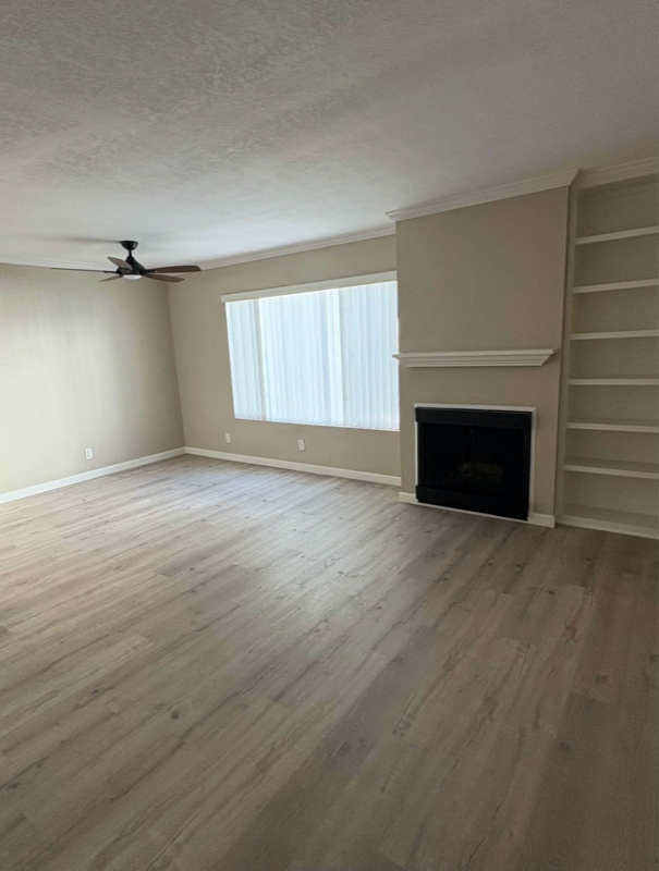 Newport Beach Apartment: 1409 Superior Ave