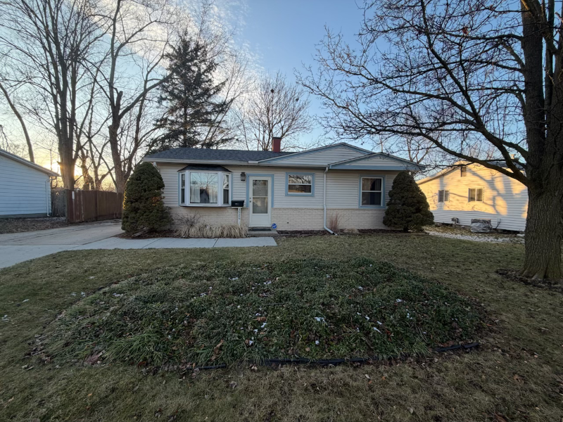 Lansing House: 3526 Berwick Dr