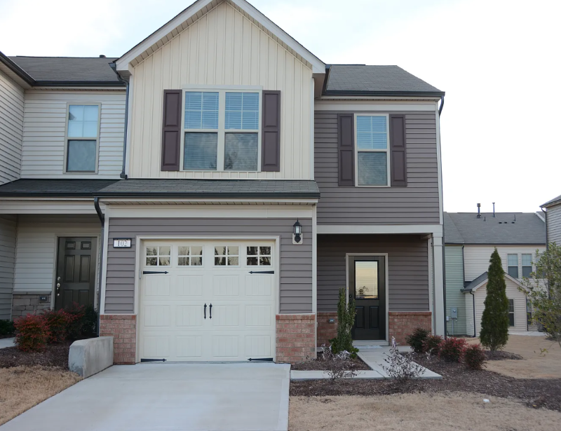 Durham Townhome: 102 Brier Crossing Loop