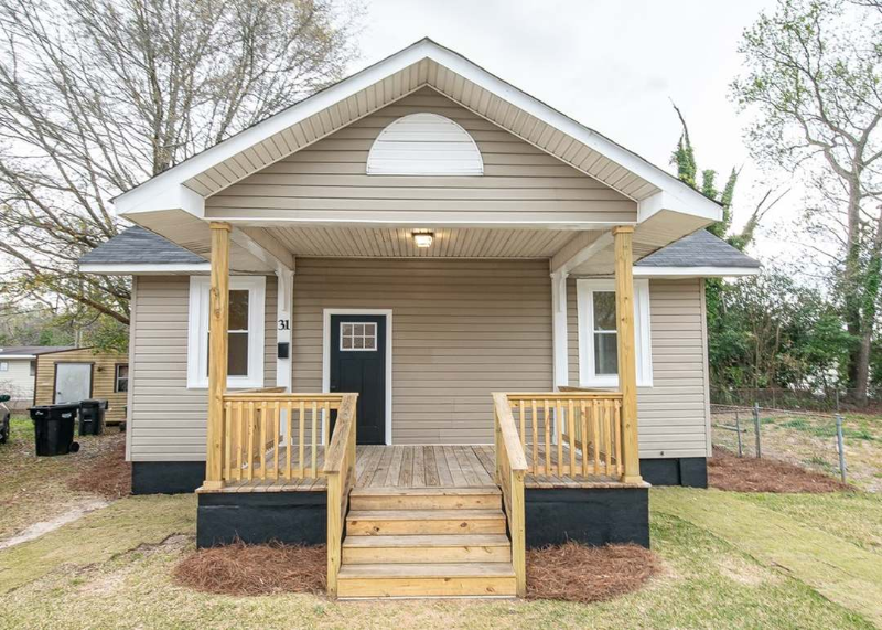 Columbus House: 31 Woodland Cir