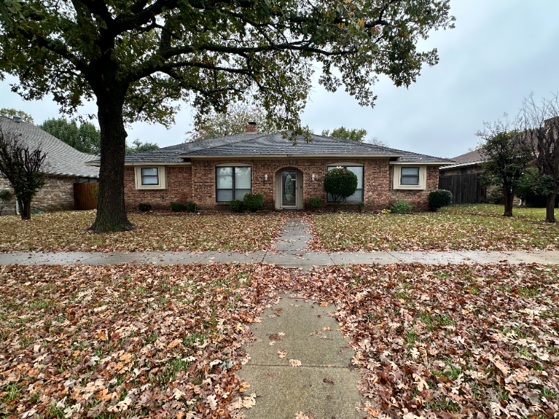 Garland House: 4821 S Country Club Rd, Garland, TX, USA