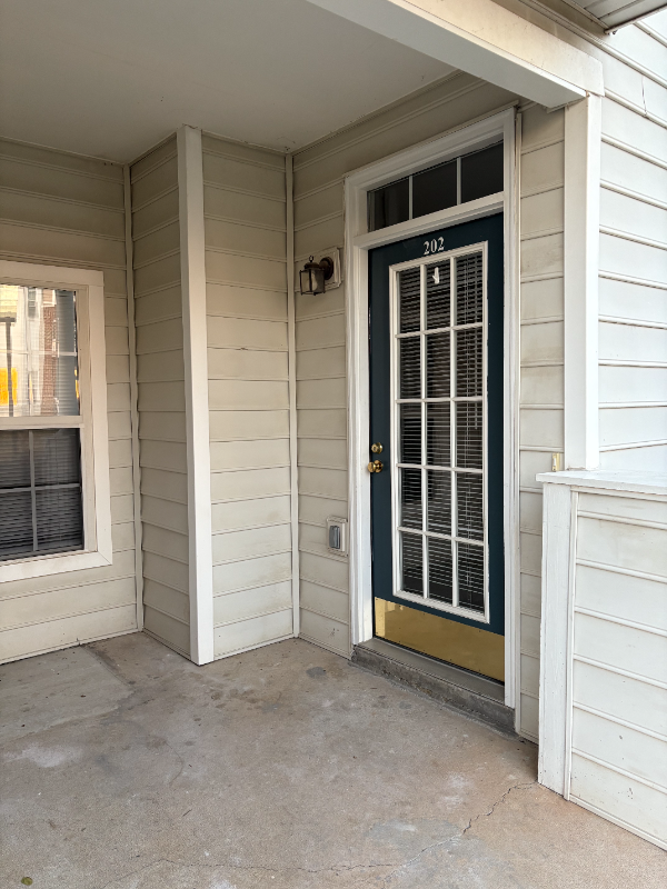 Charlottesville Multiplex: 1005 Weybridge Ct,