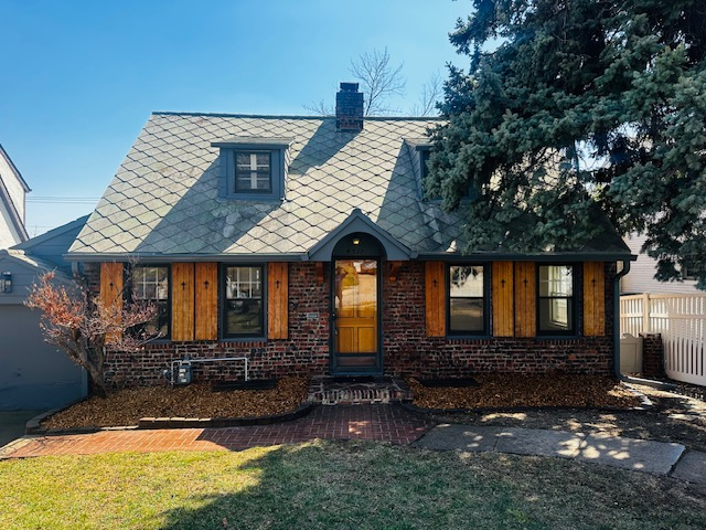 Omaha House: 4511 Shirley Street