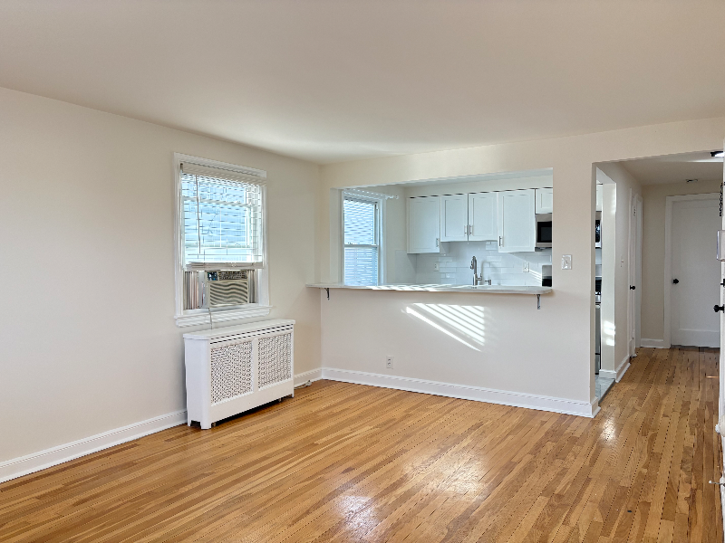 Clifton Multiplex: 34 E 7th Street