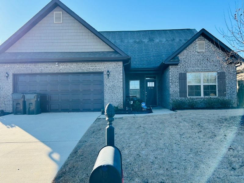 Meridianville House: 292 Holt St