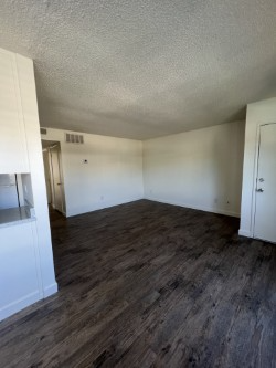 YUBA CITY Apartment: 1351 dustin dr
