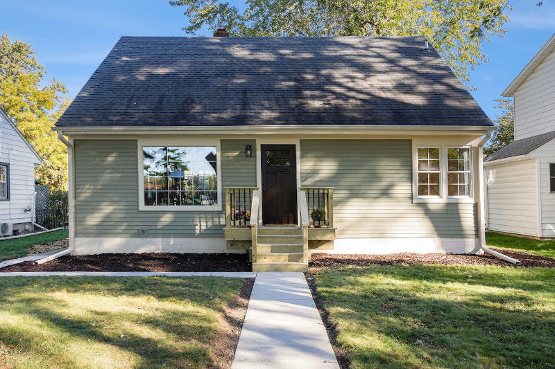 Chesterton House: 506 W Morgan Ave