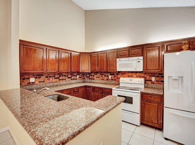 West Palm Beach Townhome: 1165 Summit Trail Circle A