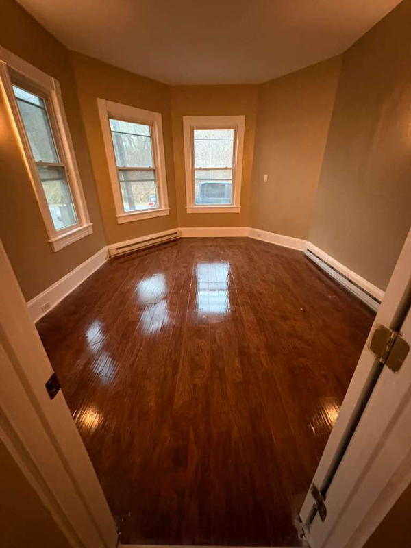 Archbald Other: 552 Main Street